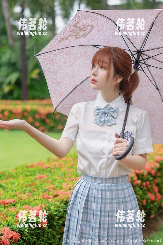 秀人网 - 小热巴内衣闪现：原图中有满满的故事和小风情