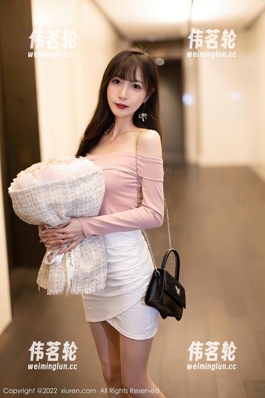 秀人网 - 小蛮妖_honey豹纹写真合集：每一帧都是一段青春的气息，像极了我个高中的春游回忆！