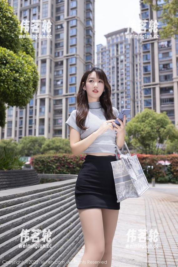 秀人网 - 海边的棉花糖candy：图库中那些好玩又傻的小故事分享！
