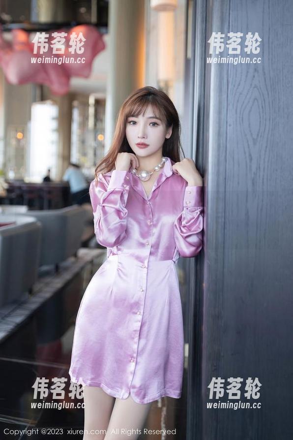 秀人网 - 浴缸里的故事：田小燕Vicky的写真合集，溶溶的瞬间感