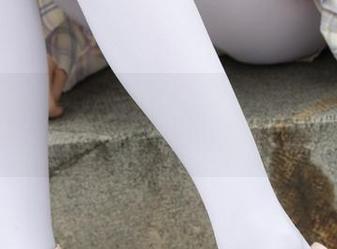 紧急企划 – 小婕与她的黑色梦境：私拍资源让你流连忘返！