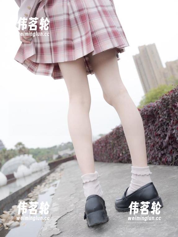 紧急企划-小恩 紧急企划 - 镂空之美:小恩在图库里的微妙瞬间,资源来打卡!