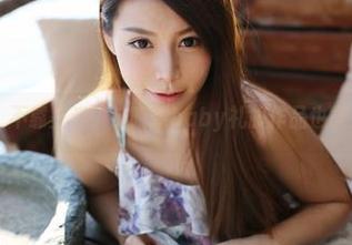 美媛馆 – 不靠圣光，沫晓伊baby礼服作品也能撩动心弦