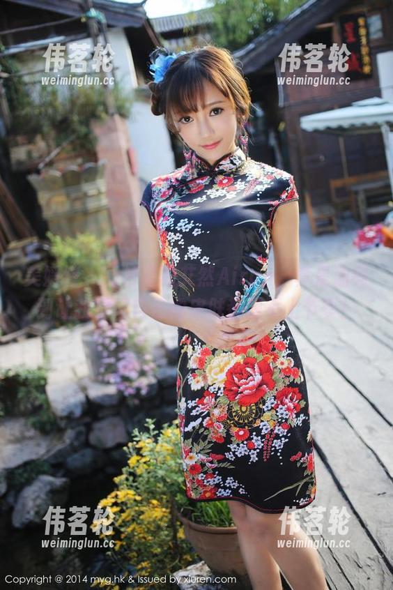 美媛馆 - 图片里的艾然Airan，真是油亮到让我觉得自己的皮肤都跟不上节奏！