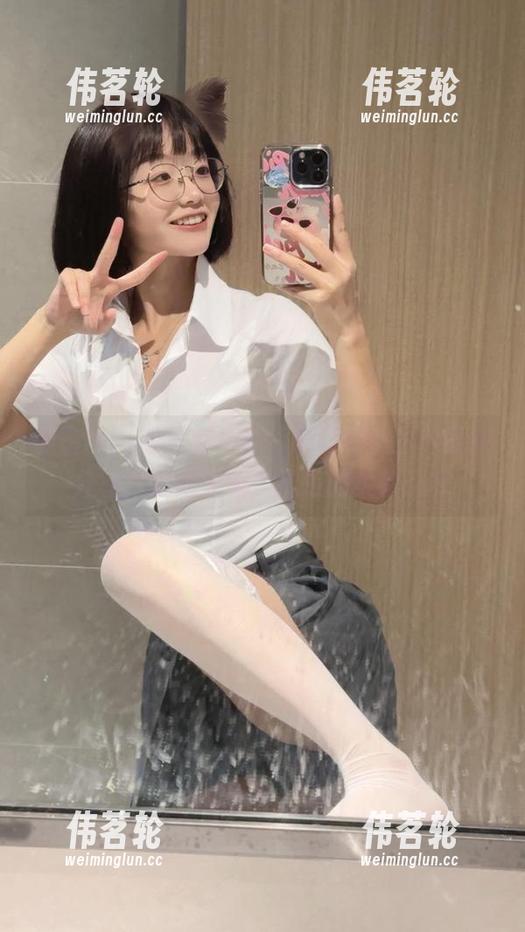 微密圈 - 毛茸茸日常，胜利的小生活最新分享：你绝对无法抗拒的柔软诱惑