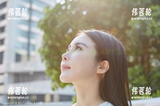蜜桃社 - 一起来看看伊琳的死库水资源，水温是迷人还是冷淡？