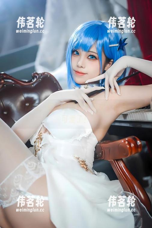 更新原图，蜜汁猫裘化身巫女小狐狸，太可爱了！