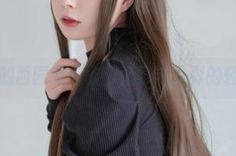 自拍界的西园寺南歌：壁纸与写真的轻松结合
