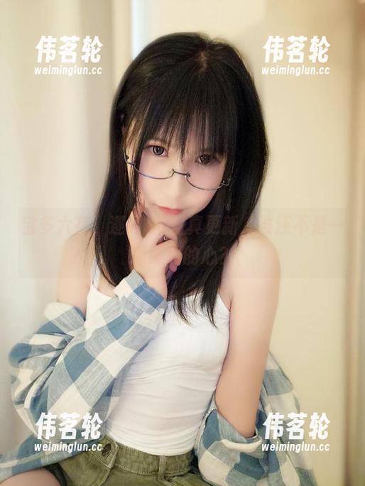 宝多六花，逐月Su写真更新，谁还不是一颗躁动的心？