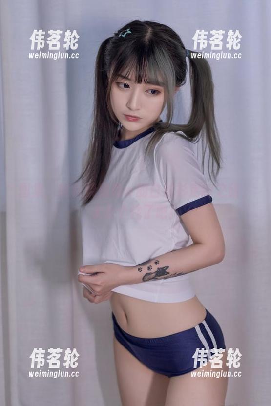铁板烧鬼舞w 图集:铁板烧鬼舞w的白衬衫定制之旅,太有个性了吧!