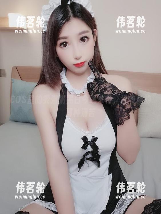 雯粥粥 COS里的雯粥粥黑白今晚来杯,没有糖的那种清苦