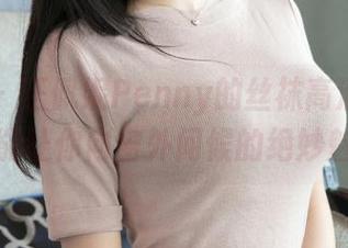 青豆客 – 汪佩妮Penny的丝袜高清壁纸：一种能让你向窗外问候的绝妙魅力！