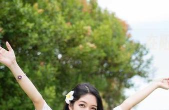 魅妍社 – 丽Yovi的夏天写真：在阳光与阴影中畅游的图集