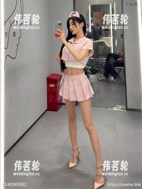 微密圈 - 黎允熙发光发热的全套写真：网红女神，VIP风范！